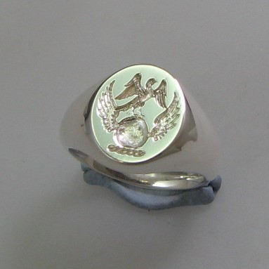 Eagle on globe and wings crest seal engraved sterling silver 925 signet ring
